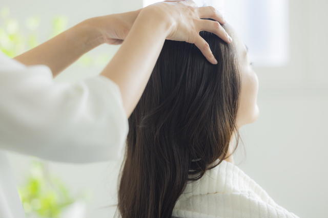 頭皮から健やかな美髪へ導く 大人女性のためのヘッドスパケア